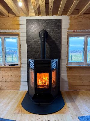 Выполненный монтаж печи-камина Black stove Hors-13, первая топка купить за 